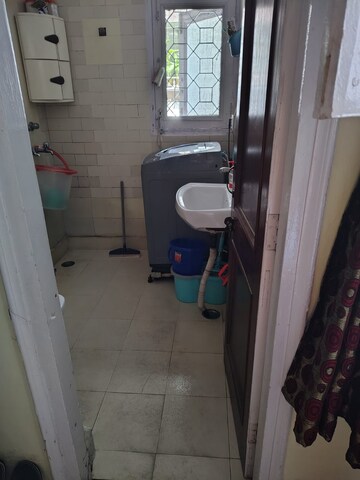 Bathroom in 2 BHK Apartment at Patparganj – for Rent