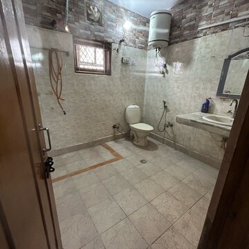 Bathroom in 2 BHK Builder Floor at Kotla Mubarakpur – for Rent