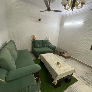 2 BHK Builder Floor For Rent in Kotla Mubarakpur
