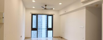 Room in 3 BHK Apartment at Lodha The Park, Worli – for Rent