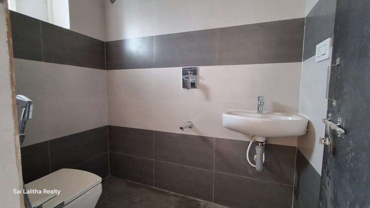 Bathroom, kapra 3 Bedroom 1600 Sq.Ft. Apartment In Kapra Hyderabad 9194511