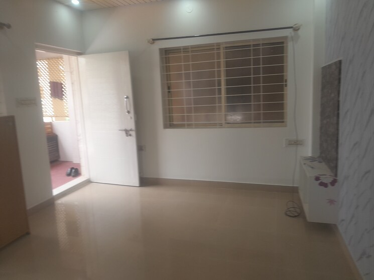 Room, nri layout 2 Bedroom 1200 Sq.Ft. Builder Floor In Nri Layout Bangalore 9194495