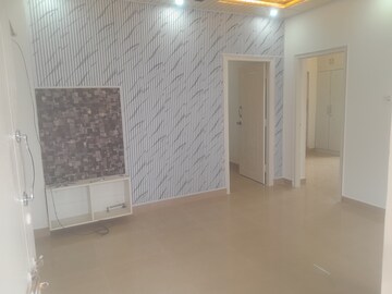 Room in 2 BHK Builder Floor at Nri Layout – for Rent