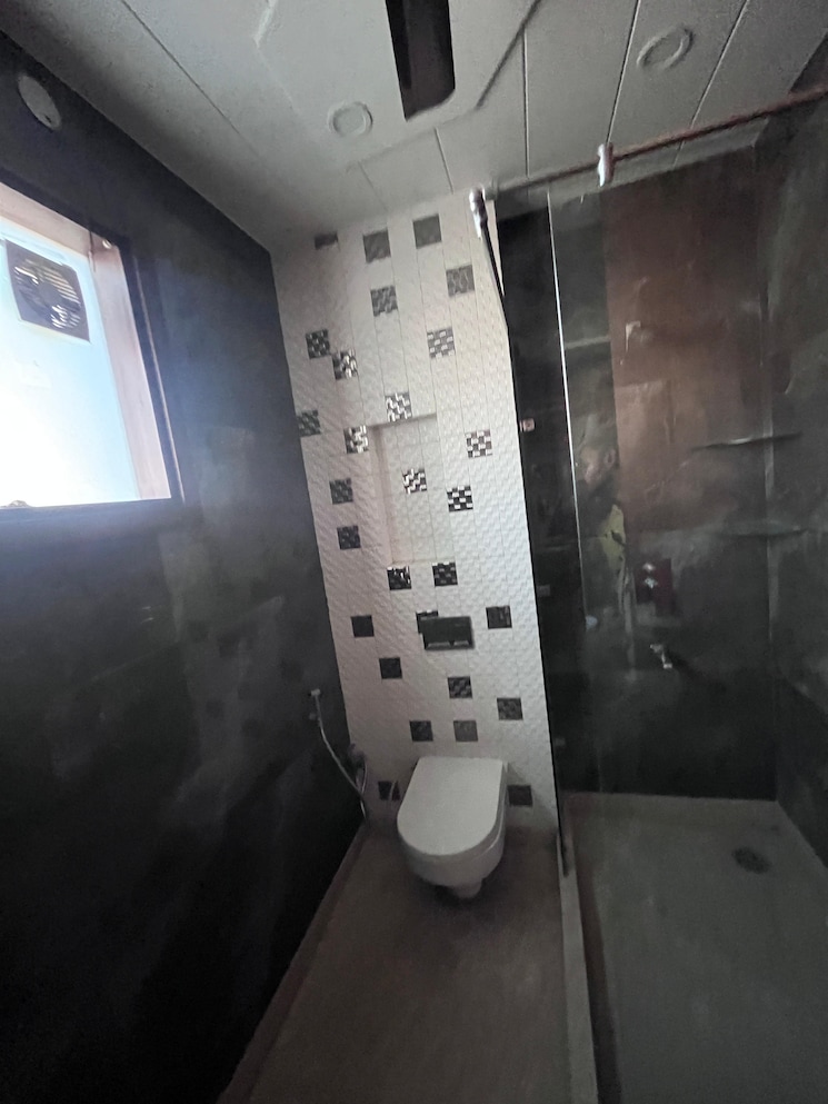Bathroom, paschim vihar 3.5 Bedroom 1800 Sq.Ft. Builder Floor In Paschim Vihar Delhi 9194523