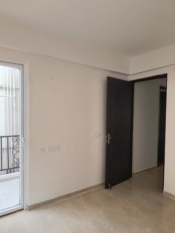 Room in 3 BHK Builder Floor at Signature Global Park 4 and 5, Sohna Sector 36 – for Sale