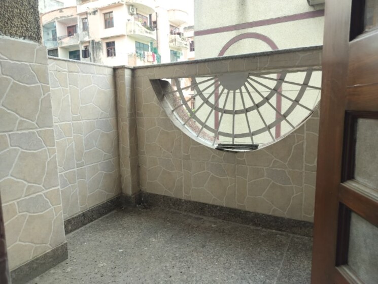 Bathroom, vasundhara sector 5 2 Bedroom 900 Sq.Ft. Builder Floor In Vasundhara Sector 5 Ghaziabad 9194539