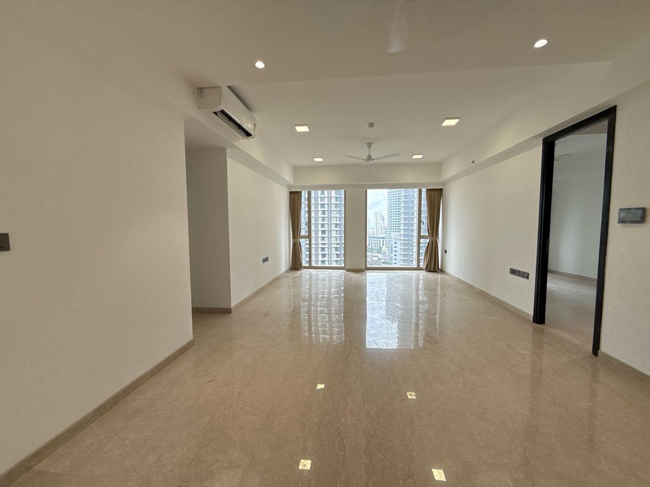 3 BHK + Servant Room Apartment For Rent in  Lodha Adrina, Worli, Mum