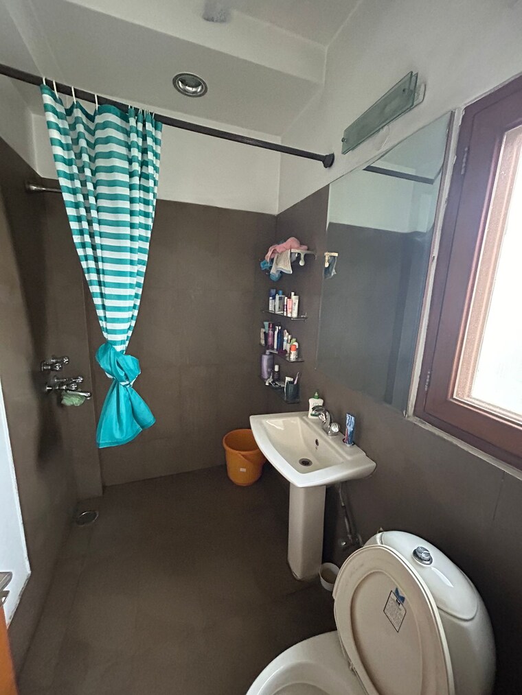 Master Bedroom, greater kailash ii 3 Bedroom 300 Sq.Yd. Builder Floor In Greater Kailash ii Delhi 9194567