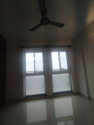 Room in 3 BHK Apartment at SNN Raj GreenBay, Electronic City Phase ii – for Rent