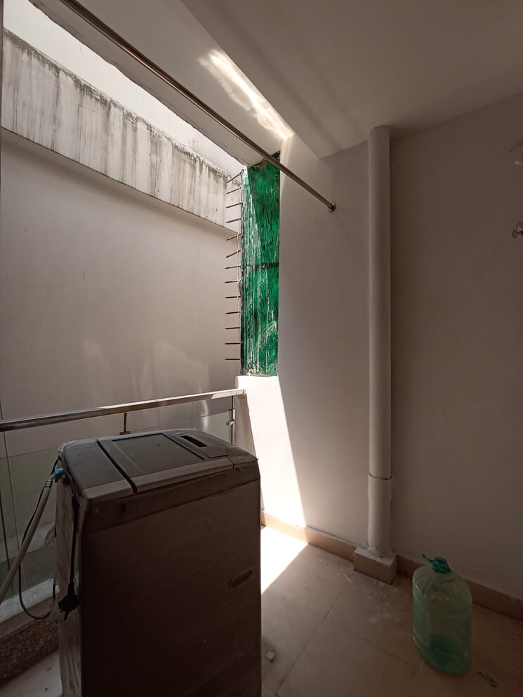 Bathroom, saket 2 Bedroom 950 Sq.Ft. Builder Floor In Saket Delhi 9194608