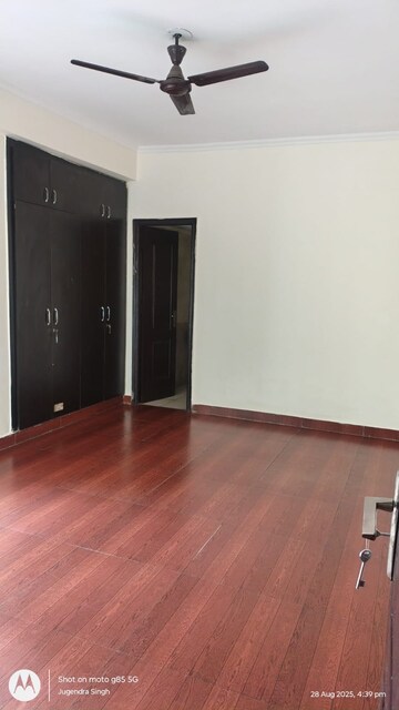 Room in 3.5 BHK Apartment at Gardenia Gateway, Sector 75 – for Sale