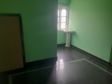 Room in 2 BHK Builder Floor at Ramamurthy Nagar – for Rent