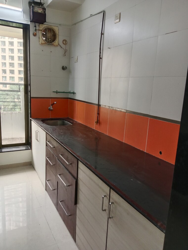 Kitchen, neelkanth-palms 2 Bedroom 950 Sq.Ft. Apartment In Kapur Bawdi Thane 9194770