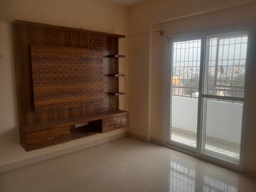 Room in 2 BHK Apartment at Nri Layout – for Rent