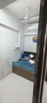 1 BHK 300 Sq.Ft. Apartment in  Jeevan Vikas rd