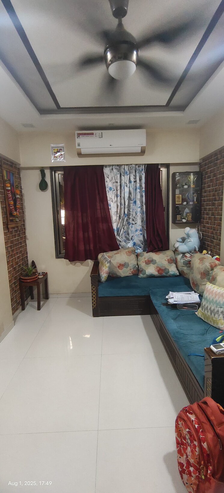 Living Room, vile parle east 1 Bedroom 300 Sq.Ft. Apartment In Vile Parle East Mumbai 9194824