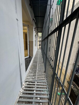 Laundry Area in 3 BHK Builder Floor at Paschim Vihar – for Sale