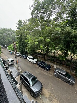 Balcony in 3 BHK Builder Floor at Paschim Vihar – for Sale