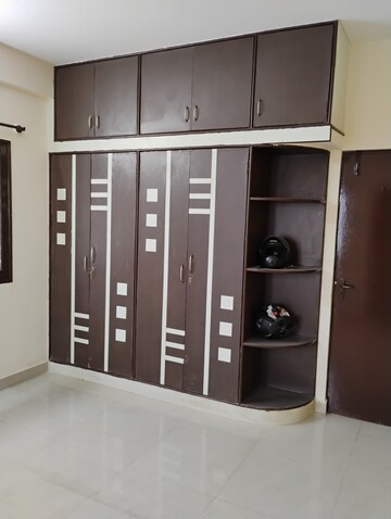 Room in 3 BHK Apartment at Radiant Silver Bell I, Kr Puram – for Rent