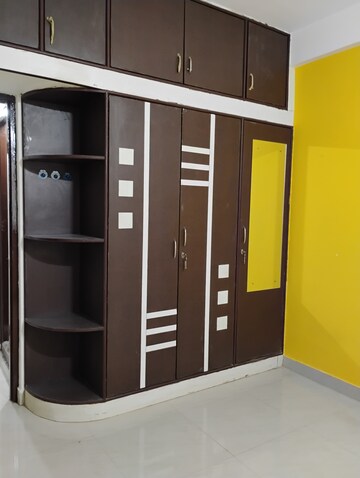 Room in 3 BHK Apartment at Radiant Silver Bell I, Kr Puram – for Rent