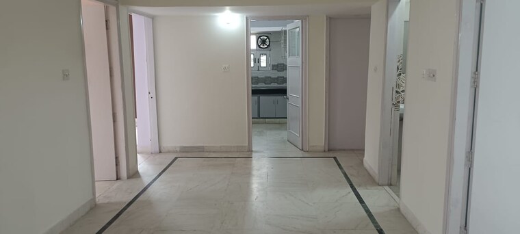 Other, sector 23 dwarka 3 Bedroom 1400 Sq.Ft. Apartment In Sector 23 Dwarka Delhi 9194935