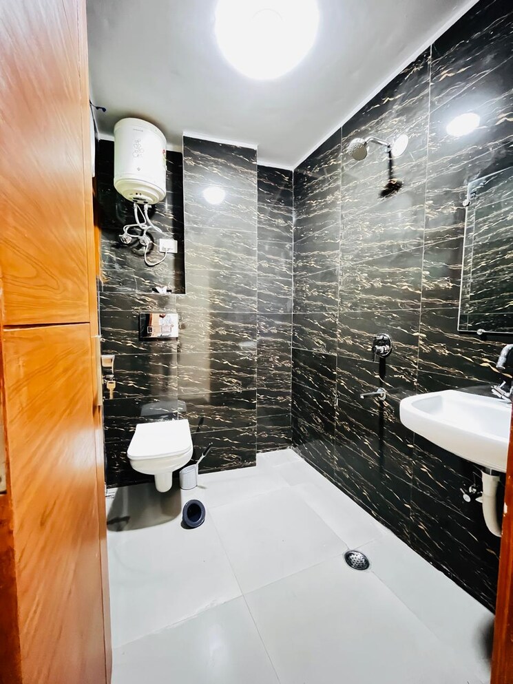 Master Bedroom, saket 1 Bedroom 900 Sq.Yd. Builder Floor In Saket Delhi 9194942