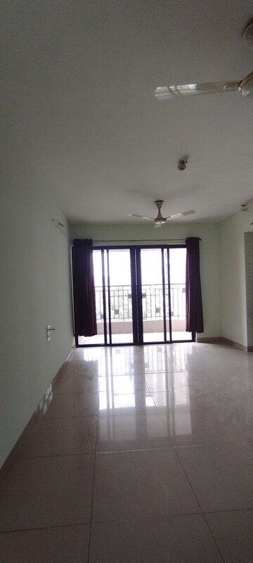 Room in 2.5 BHK Apartment at Nanded Lalit, Sinhagad Road – for Rent