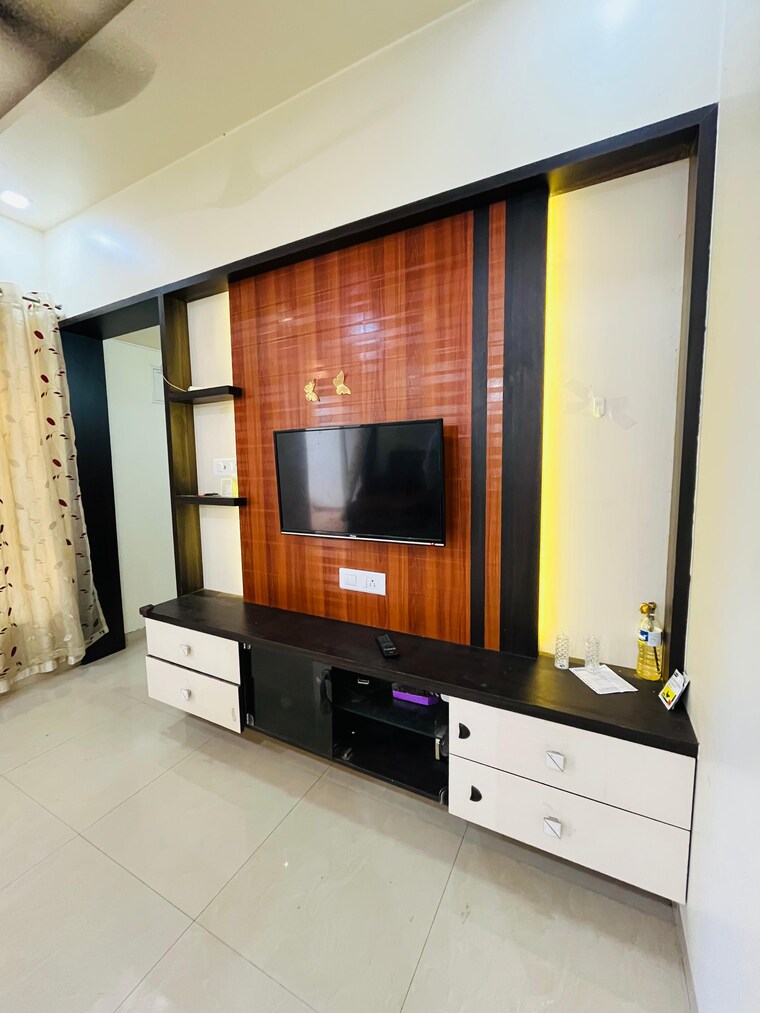 Living Room, vilas-yashwin 2 Bedroom 948 Sq.Ft. Apartment In Sus Pune 9194979