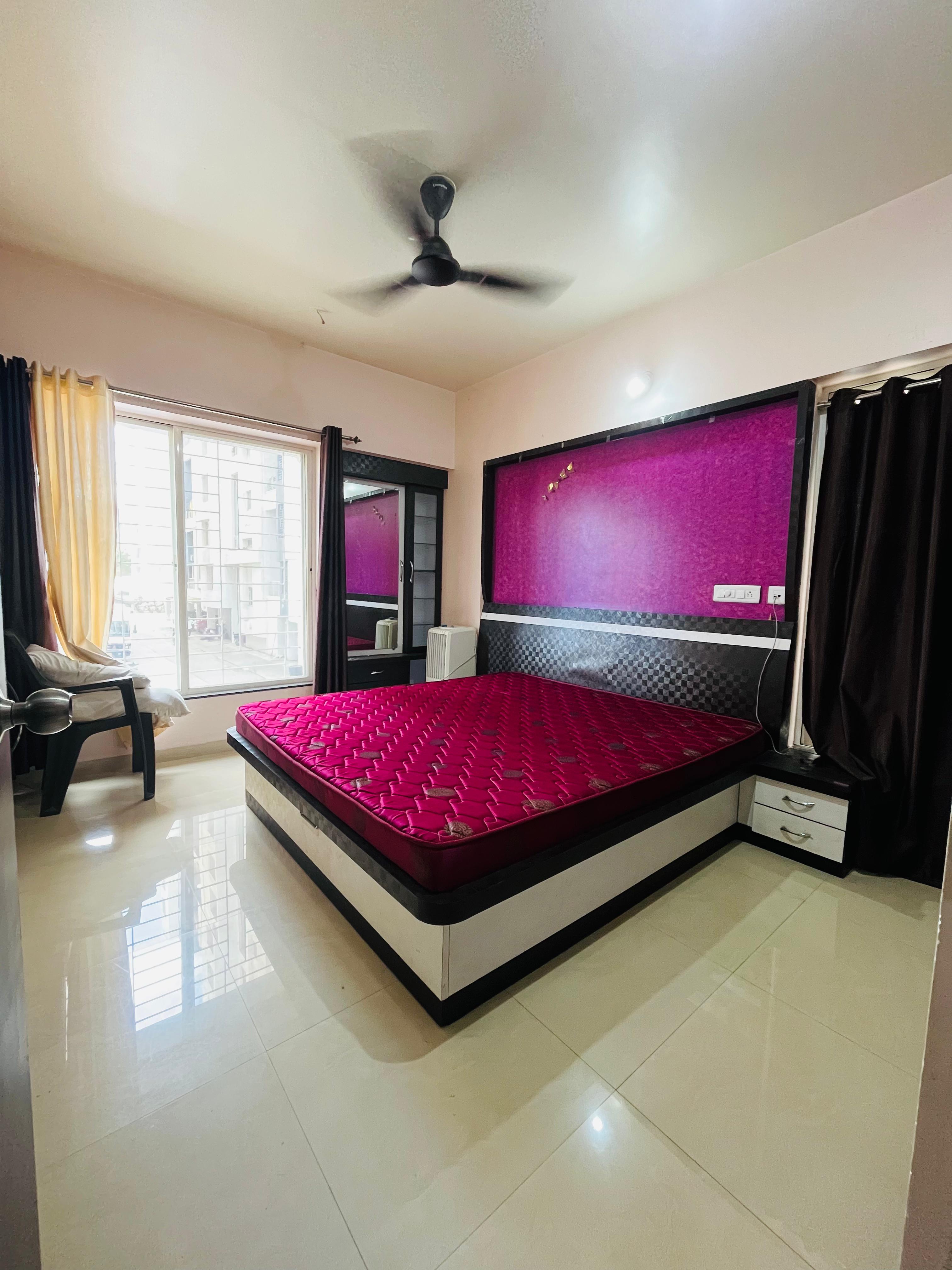 2 BHK Apartment For Rent in Vilas Yashwin