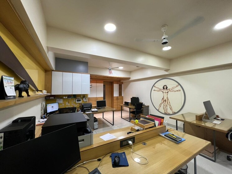 Team Area, shilp-corporate-park Commercial Office Space 2345 Sq.Ft. In Bodakdev Ahmedabad 9194946