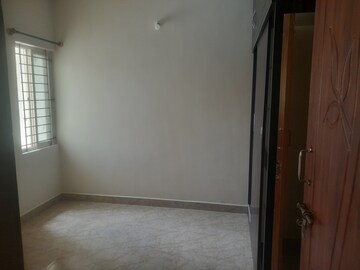 Room in 2 BHK Builder Floor at Ramamurthy Nagar – for Rent