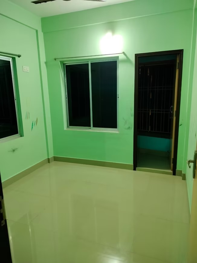 2 BHK Apartment For Rent in Madhumanti Apartments