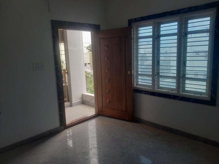 Room, nri layout 2 Bedroom 1200 Sq.Ft. Builder Floor In Nri Layout Bangalore 9195028