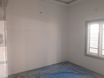 Room in 2 BHK Builder Floor at Nri Layout – for Rent