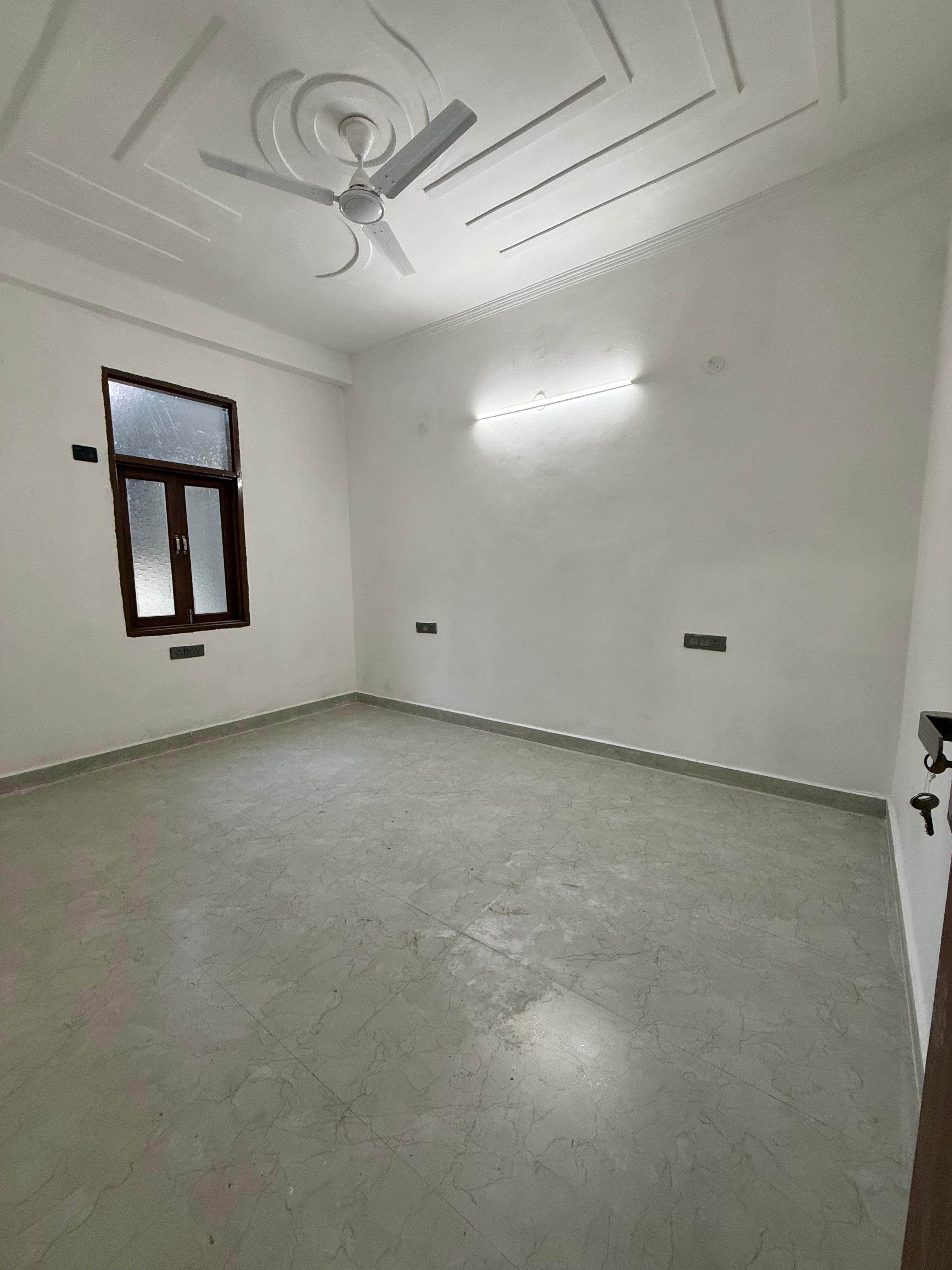 1 BHK Builder Floor For Rent in Chhatarpur 