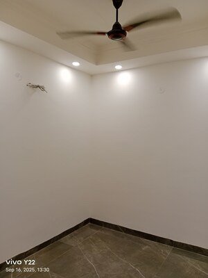 Room in 2 BHK Independent House at Laxmi Nagar – for Sale