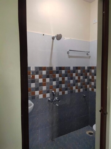 Bathroom in 2 BHK Builder Floor at Ramamurthy Nagar – for Rent