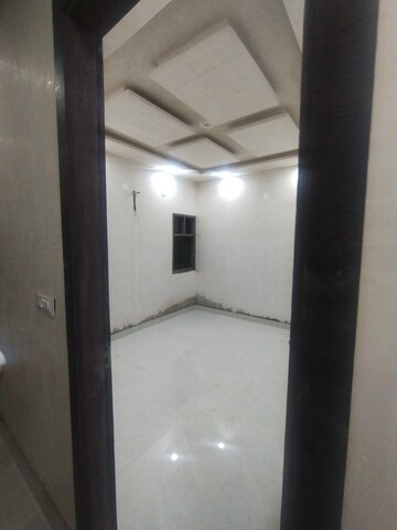 Furnished Amenities in 3 BHK Builder Floor at Burari – for Sale