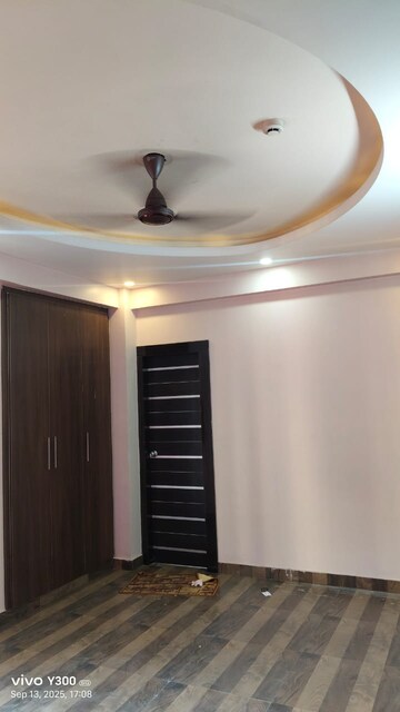 Building Lobby in 2 BHK Apartment at Gaur City 2 - 14th Avenue, Sector 16c Greater Noida – for Sale