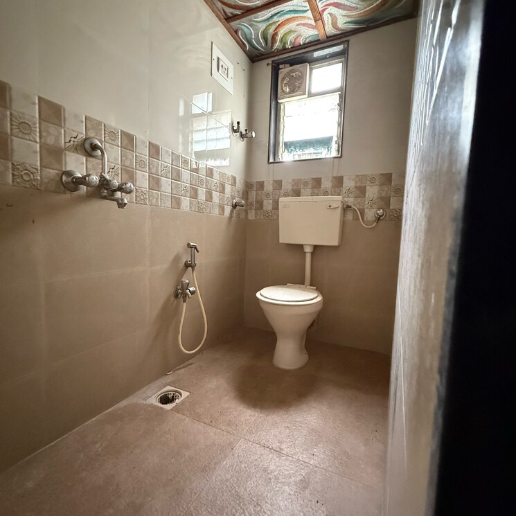 Bathroom, sneh-varsha-society 2 Bedroom 855 Sq.Ft. Apartment In Chakala Mumbai 9195174