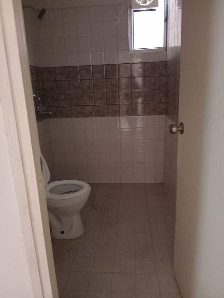 Bathroom, mrg-the-balcony 2 Bedroom 645 Sq.Ft. Apartment In Sector 93 Gurgaon 9195219