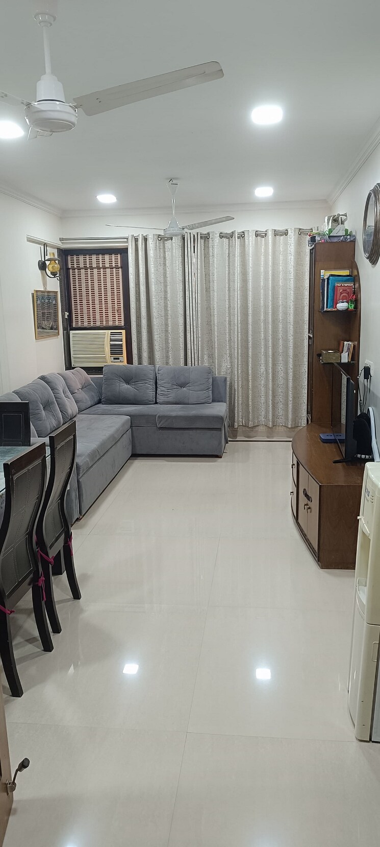Living Room, bandra west 2 Bedroom 750 Sq.Ft. Apartment In Bandra West Mumbai 9195230