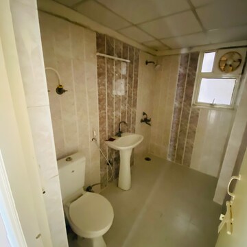 Bathroom in 3 BHK Apartment at Gardenia Gateway, Sector 75 – for Rent