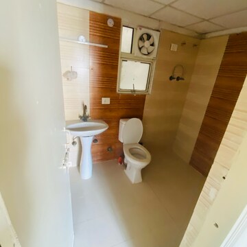 Bathroom in 3 BHK Apartment at Gardenia Gateway, Sector 75 – for Rent