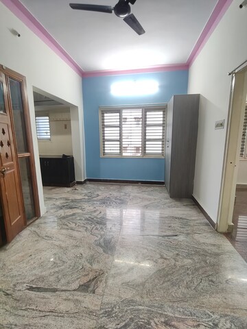 Room in 2 BHK Builder Floor at Hsr Layout – for Rent