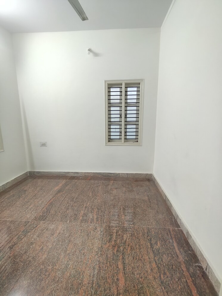 Room, hsr layout 2 Bedroom 1200 Sq.Ft. Builder Floor In Hsr Layout Bangalore 9195256