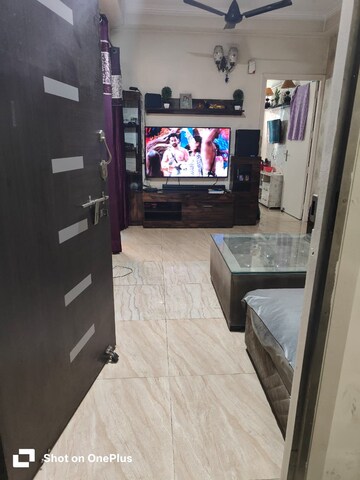 2 BHK Apartment For Rent in Gaur City 2 - 14th Avenue, Sector 16c Greater Noida