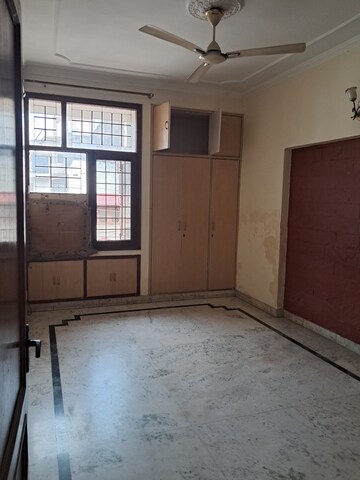 Kitchen in 2 BHK Independent House at Sector 41 – for Rent