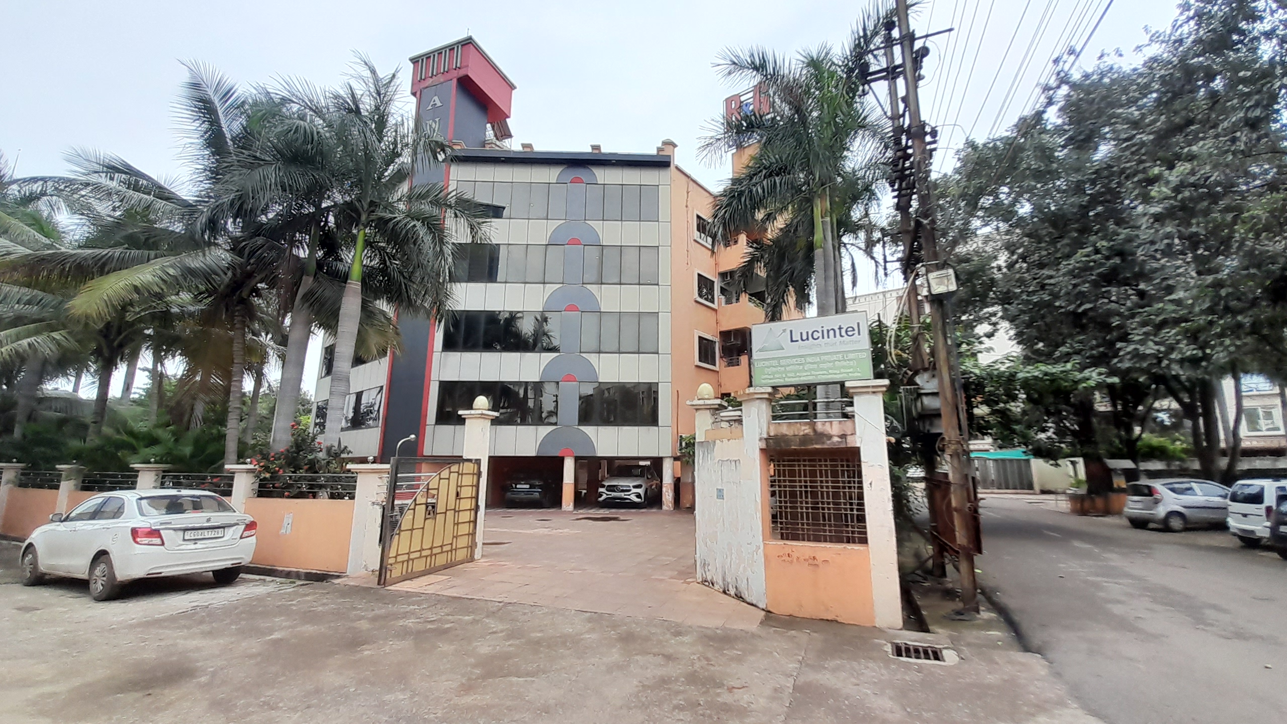 Office Space For Rent in Telibandha