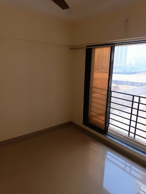 Room in 1 BHK Apartment at Frenny Platinum Tower, Vasai East – for Sale